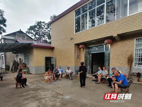 “民情懇談”聽(tīng)民聲、紓民意、解民憂